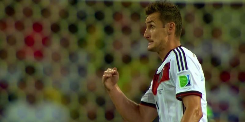 对于一名正 对于一名正