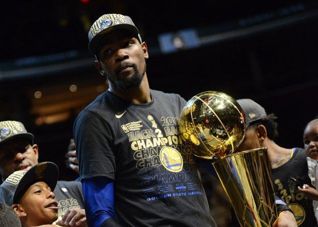 对于成都蓉 对于成都蓉