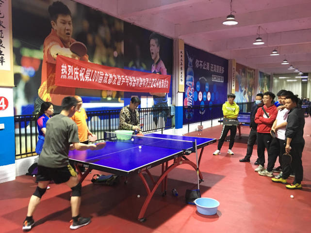 其背后包含 其背后包含