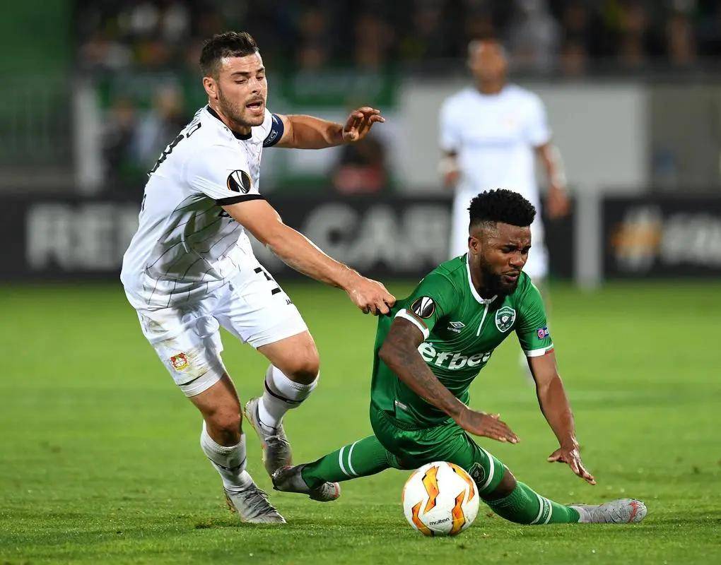 对手犯错 对手犯错