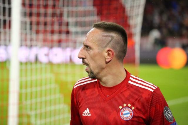 直塞一击即 直塞一击即